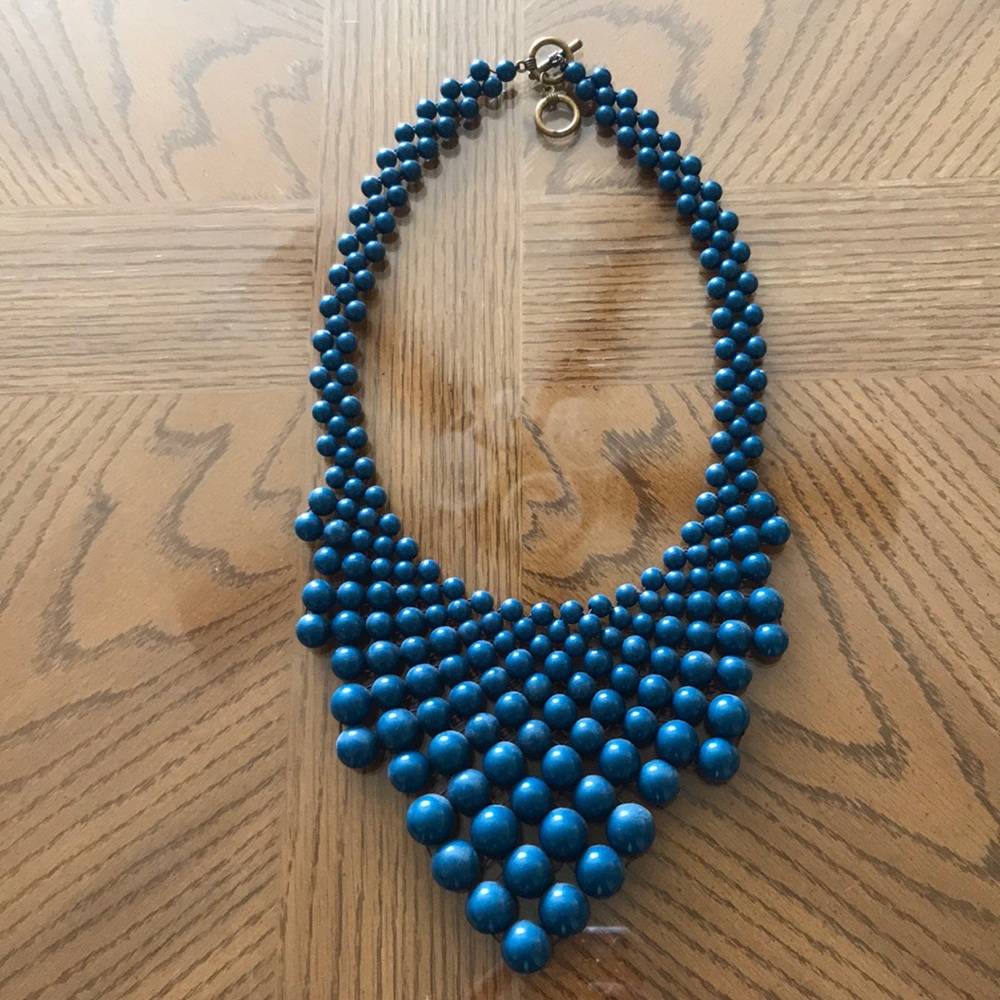 Statement necklace